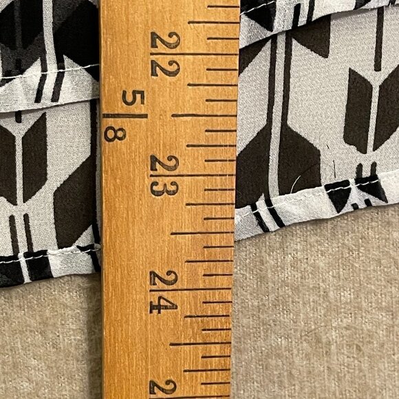 Collective Concepts Blouse Women's XS Black & White Sheer Sleeveless - Picture 7 of 12